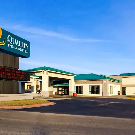 Quality Inn & Suites Moline - Quad Cities