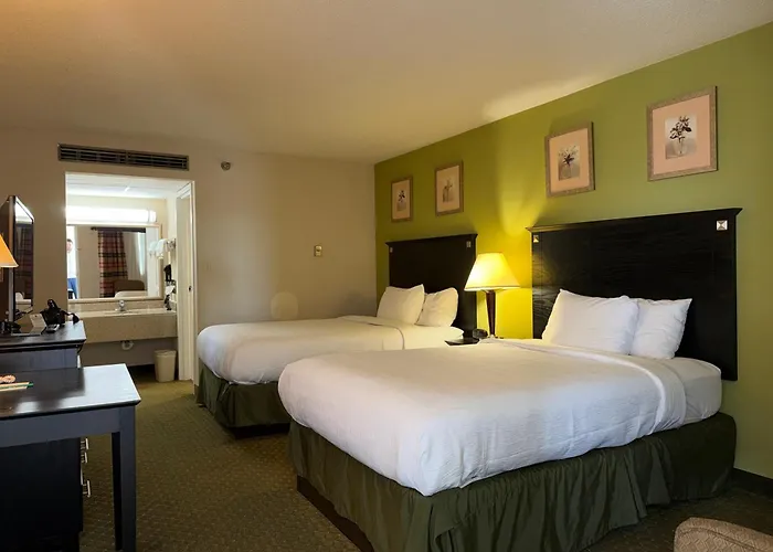 Quality & Airport Hotel Moline