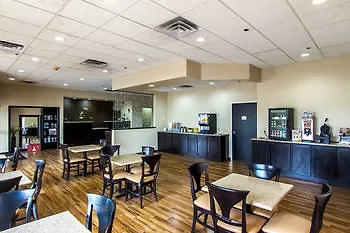 Quality & Airport Hotel